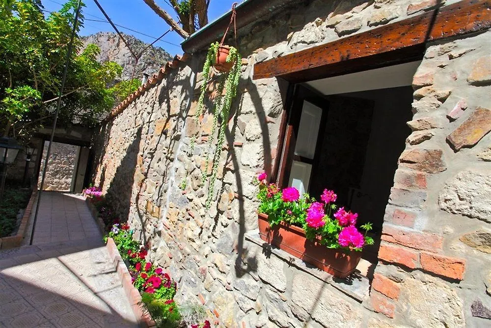 Hotel Deco B&B Cefalù